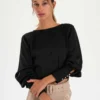 Blusa de satén espalda descubierta 16526