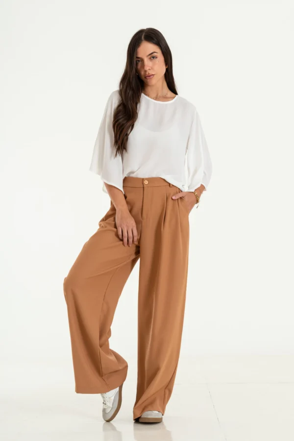 Blusa corta de crepé con mangas amplias (16514)