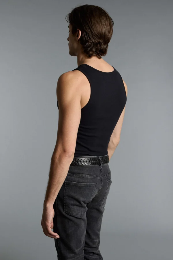 MUSCULOSA ESSENTIALS NE